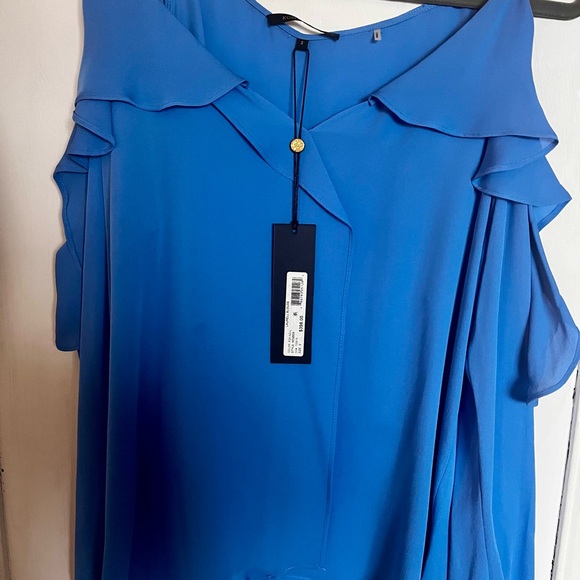 Kobi Halperin
Laurell Ruffled Cold-Shoulder Silk Blouse - Picture 2 of 6